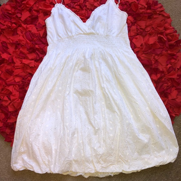 Nordstrom Dresses & Skirts - White floral dress